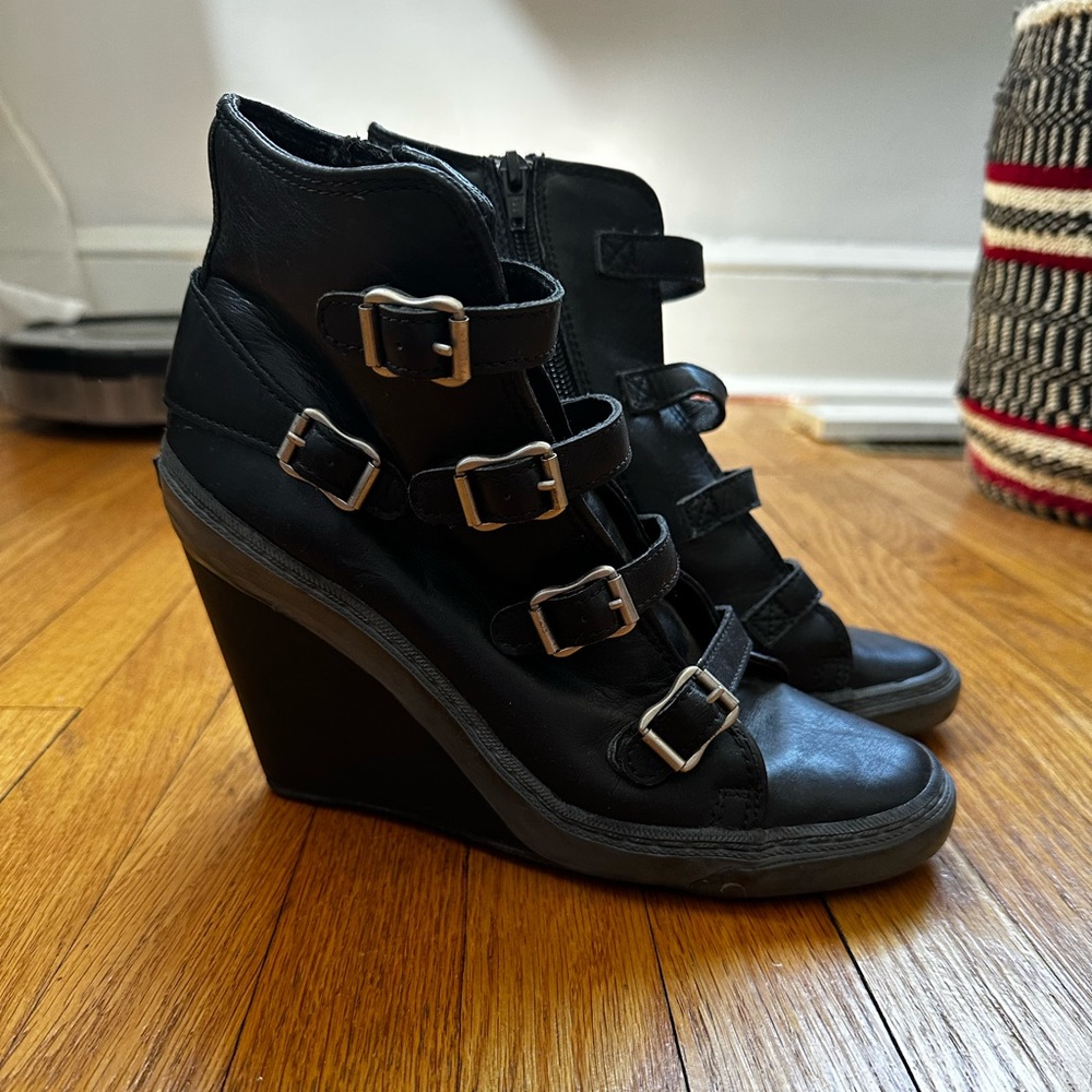 Ash sneaker wedge